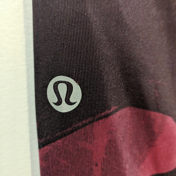 Lululemon legging with side zips - Picture 4 of 5